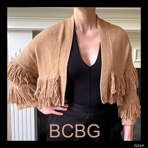 BCBG CAMEL FRINGED SHRUG SWEATER